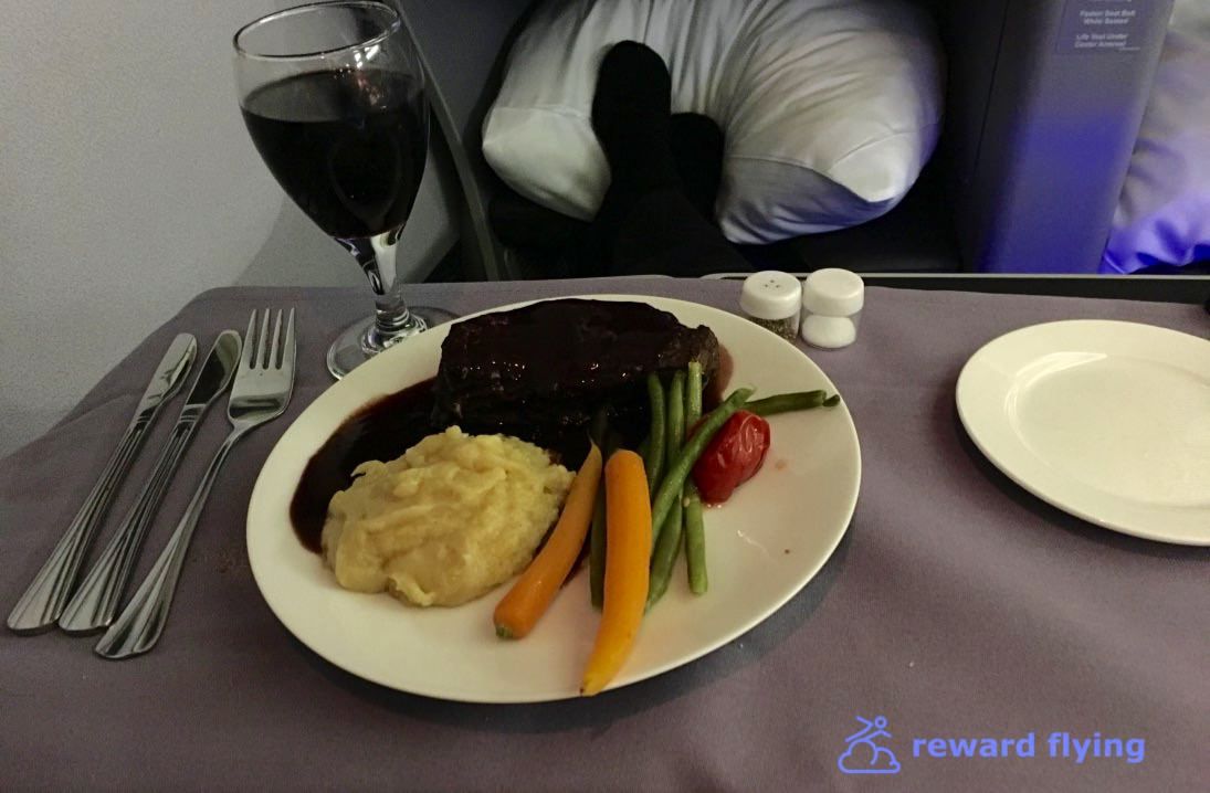 photo ua ewr-cdg food-1.